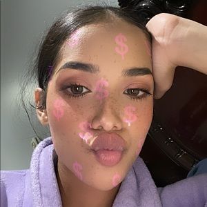 Meet your Posher, Parveen